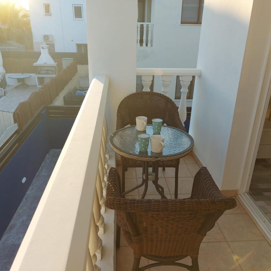 Stylish Villa Paralimni Buitenkant foto