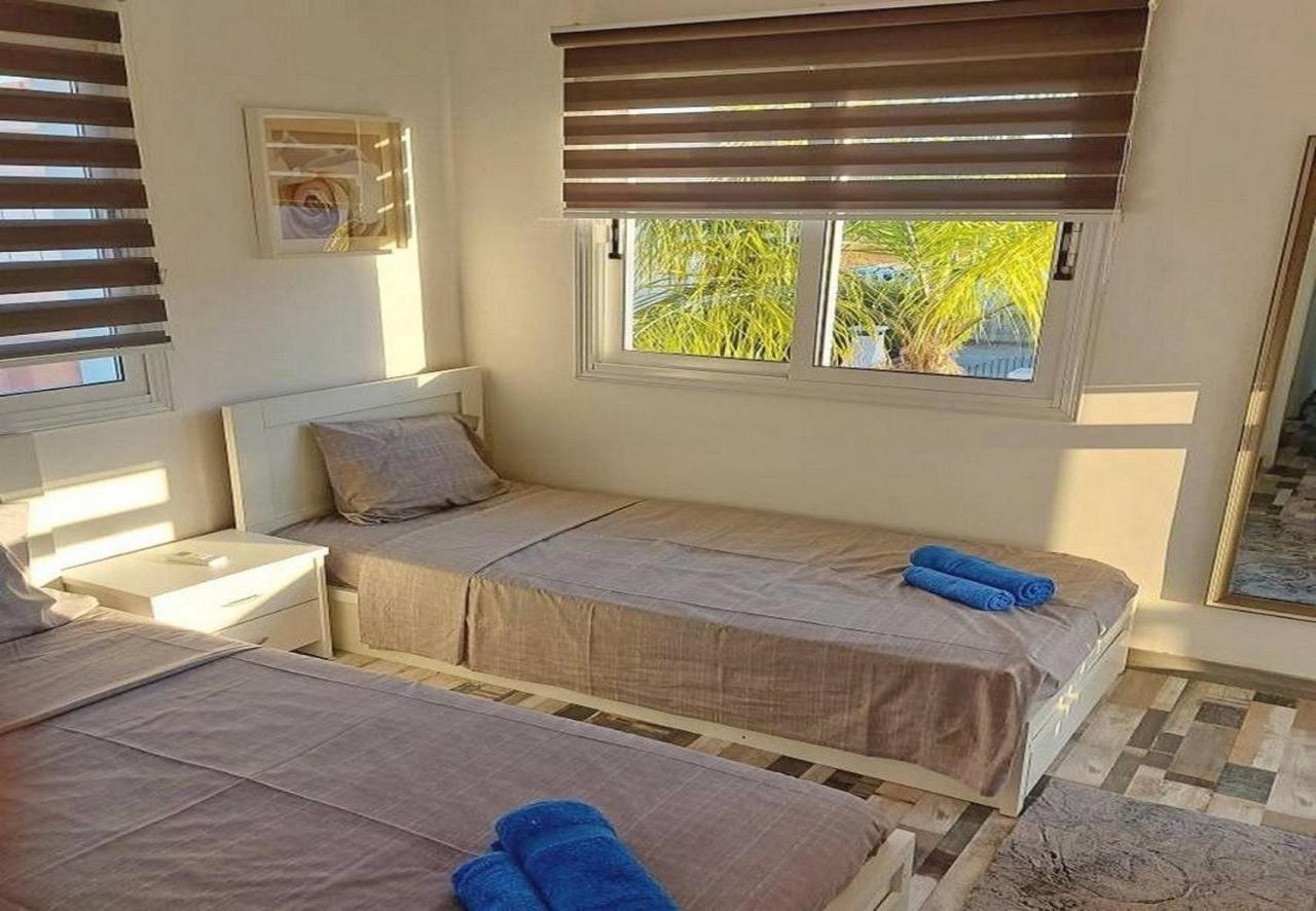 Stylish Villa Paralimni Buitenkant foto