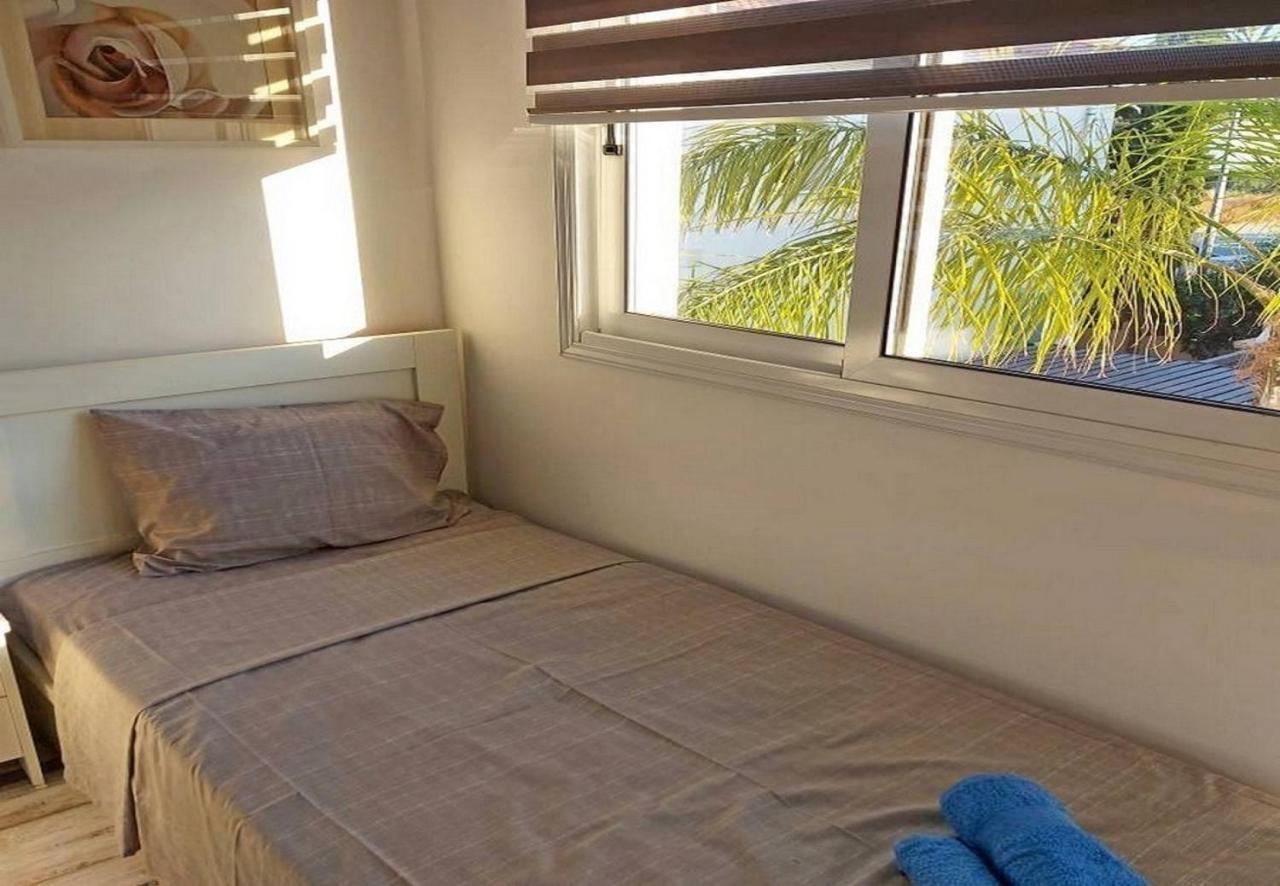 Stylish Villa Paralimni Buitenkant foto
