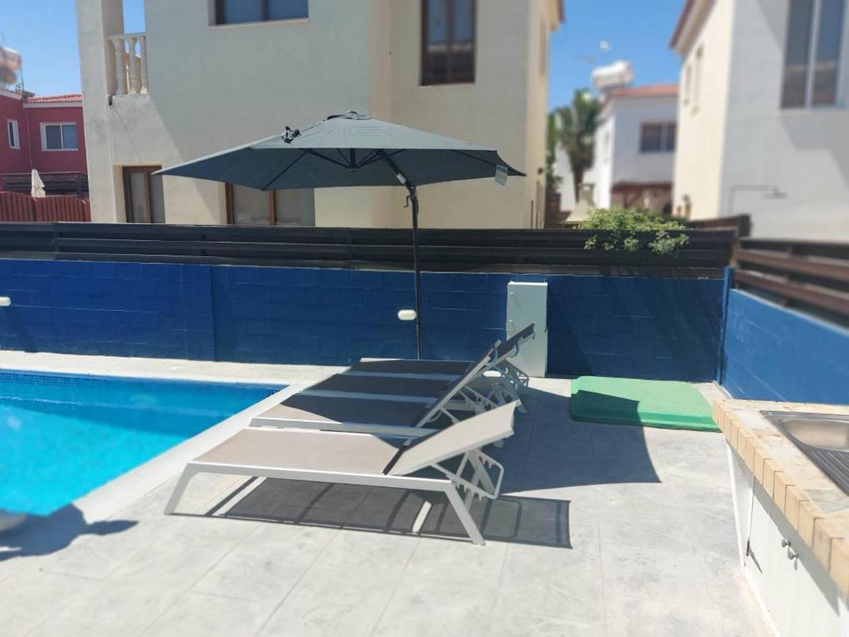 Stylish Villa Paralimni Buitenkant foto